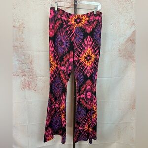 NO BOUNDARIES tie dye flare leg pants size XL sunburst
